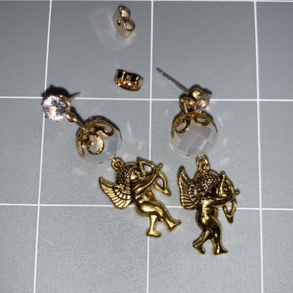 New Hand Crafted Valentines Cherub Post Earrings with Faceted Glass Beads - Picture 3 of 9